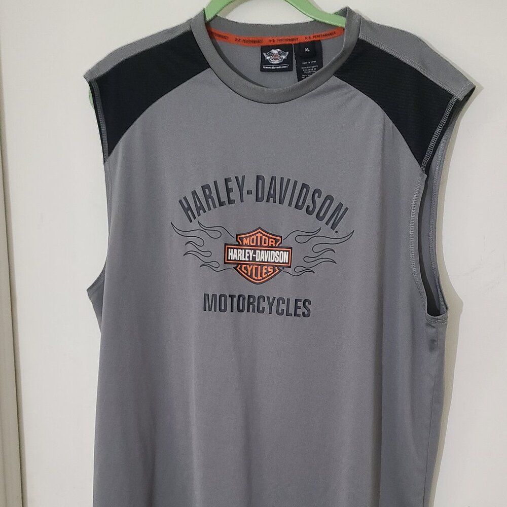 Harley-Davidson Men's Performance Muscle Shirt, Flaming B&S Sleeveless Tee
